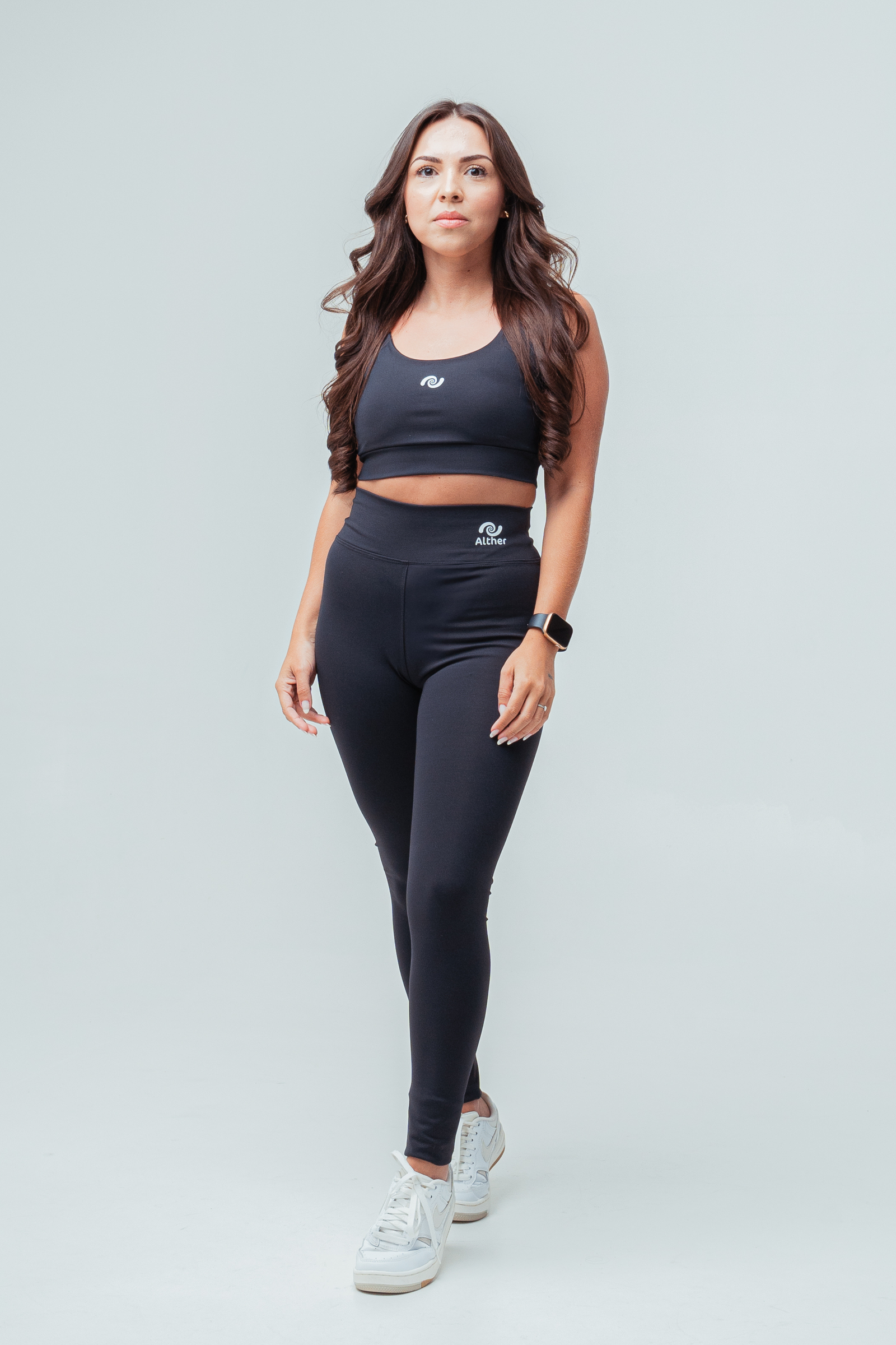 CONJUNTO-ALTHER-LEGGING-PRETO-2.png CONJUNTO TOP + LEGGING PRETA - Imagem 1
